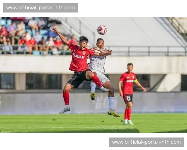 进程记录：一场由门将发起、经过四次传递完成的长途奔袭进球